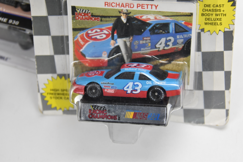Illustration for article titled Ohio Toy Show Finds -- Awesome finds for only $1